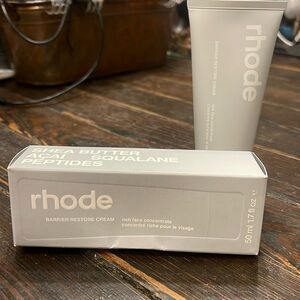 Rhode Barrier Restore Cream